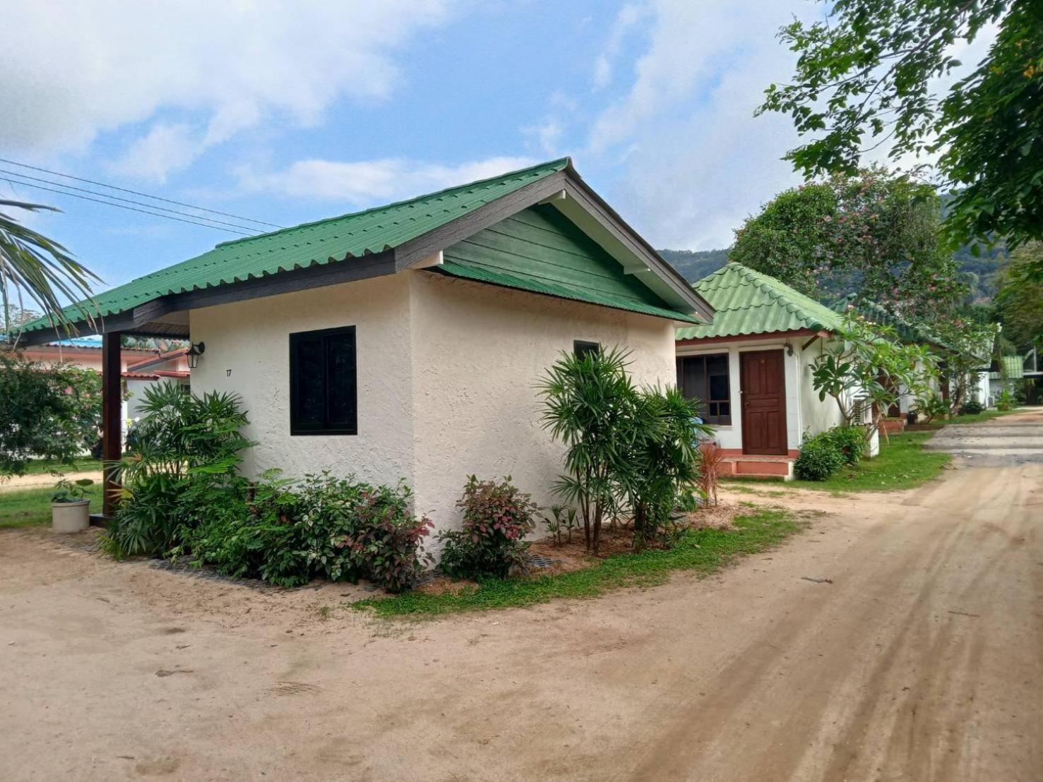 Bangpo Resort Ban Bang Po Exteriör bild